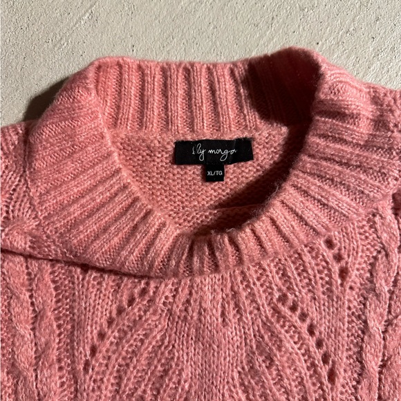 Pink knit sweater - Picture 2 of 2